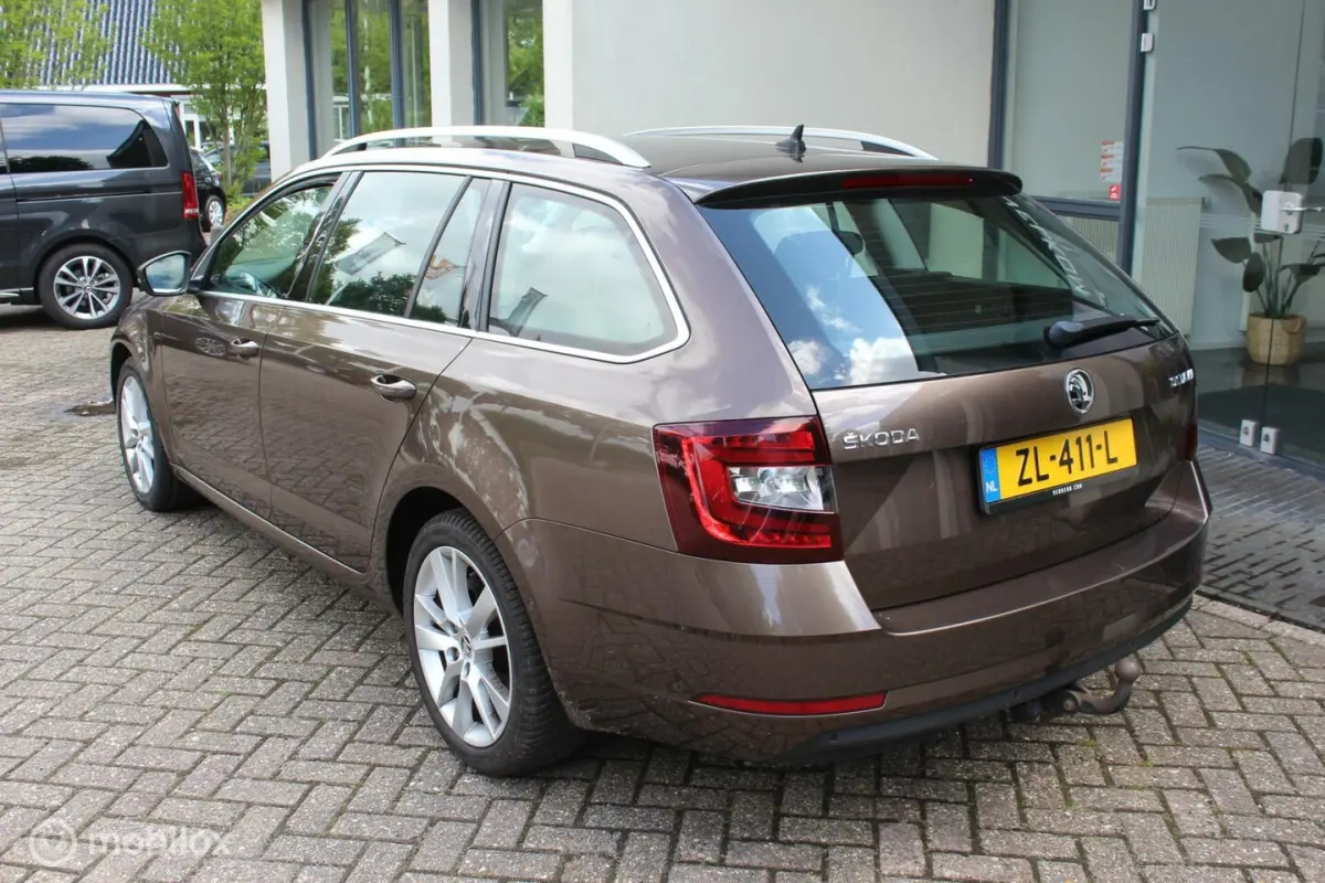 1.0 TSI LED Trekhaak Stoel.verw|Automaat