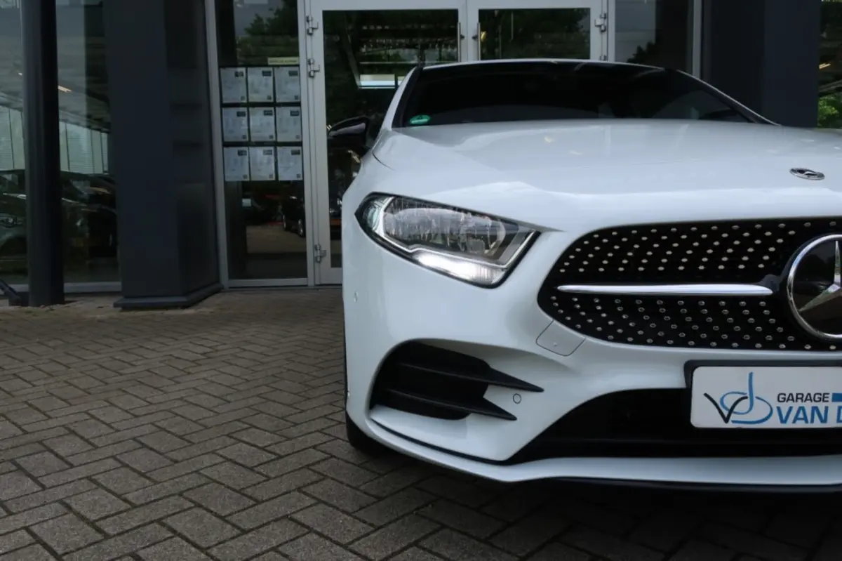 A250e AMG-Line, All Season Banden, Trekhaak, Dode Hoek Monitor, etc