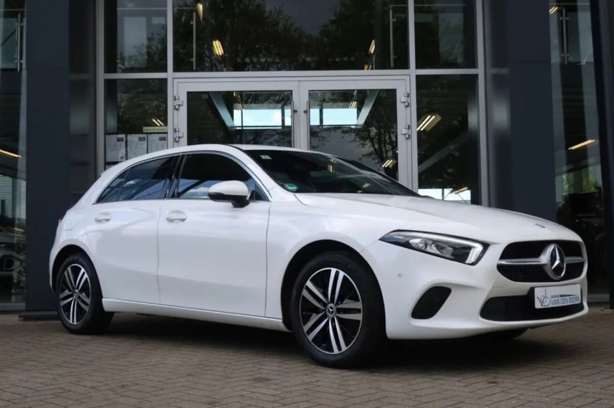 A250e Advantage, CarPlay/Android, Camera, PDC rondom etc