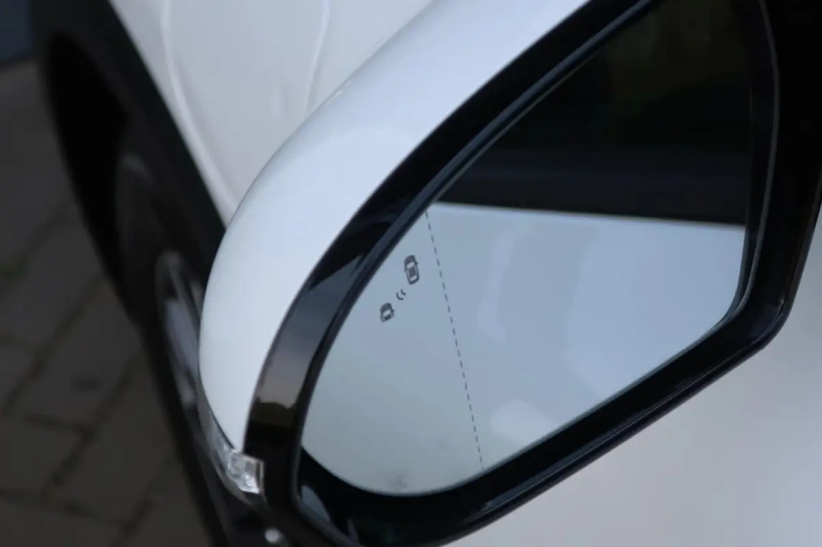 1.6 GDI PHEV Apple Carplay/ Android Auto, Navi, Clima, etc