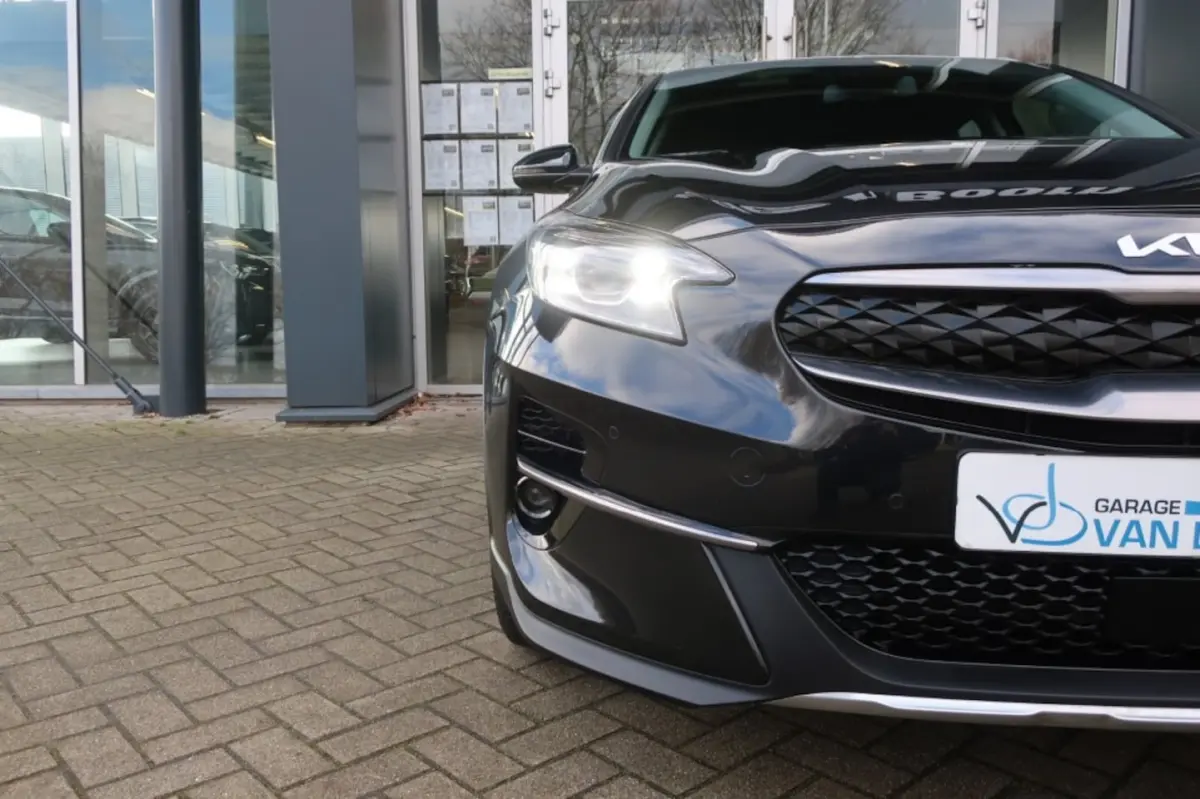 1.6 GDI PHEV, All Season Banden, LED, Navi, Apple Carplay/ Android Auto, etc