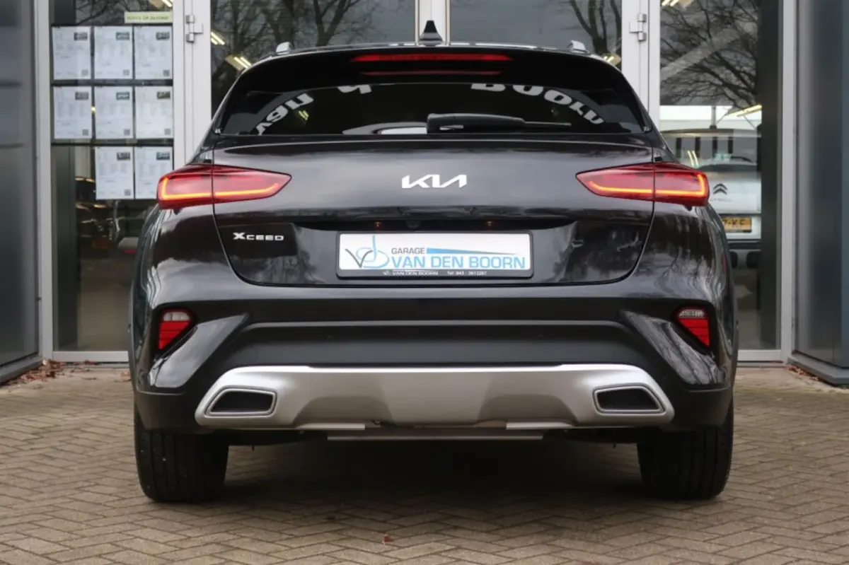 1.6 GDI PHEV, All Season Banden, LED, Navi, Apple Carplay/ Android Auto, etc