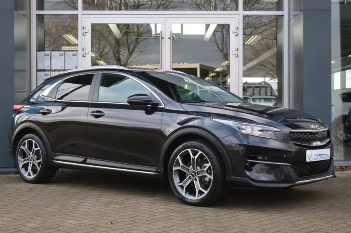 1.6 GDI PHEV, All Season Banden, LED, Navi, Apple Carplay/ Android Auto, etc
