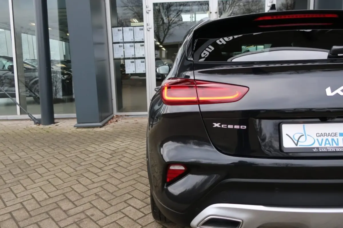 1.6 GDI PHEV, All Season Banden, LED, Navi, Apple Carplay/ Android Auto, etc