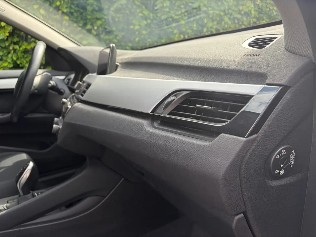 SDrive18i Advantage Automaat