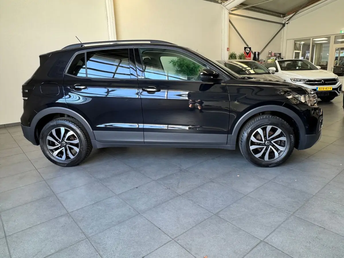 1.0 TSI 110 Active automaat / Stoelverw/naviCarplay/Cruise/1e eigenaar