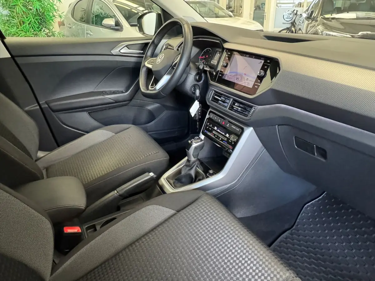 1.0 TSI 110 Active automaat / Stoelverw/naviCarplay/Cruise/1e eigenaar