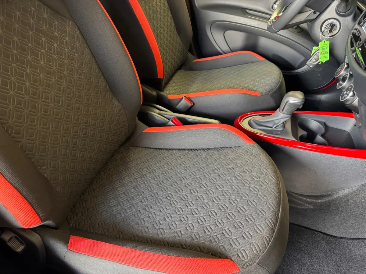 1.0 VVT-i S-CVT Automaat/Stoelverw/Carplay/cruise/Bi-tone/17 inch/pas 3000km