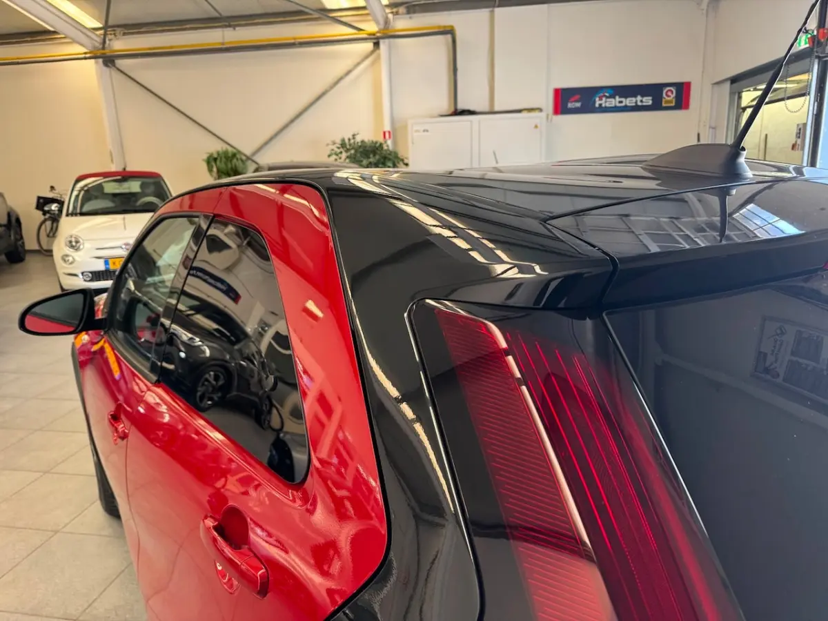 1.0 VVT-i S-CVT Automaat/Stoelverw/Carplay/cruise/Bi-tone/17 inch/pas 3000km