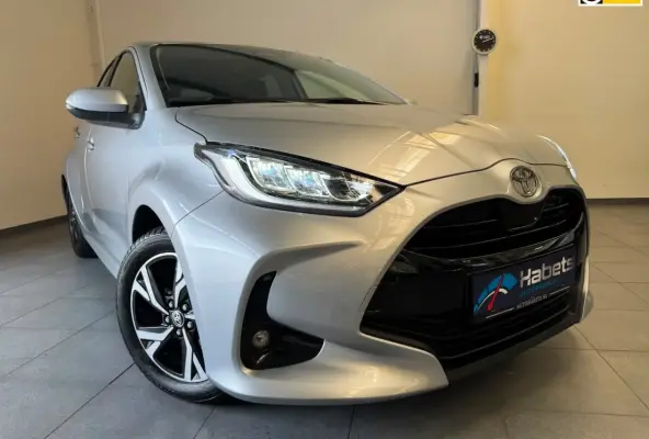 1.5 Hybrid 115 Dynamic/Stoel-Stuurverw/Carplay/ACC/Camera/hillhold/Ledverl./nieuwstaat