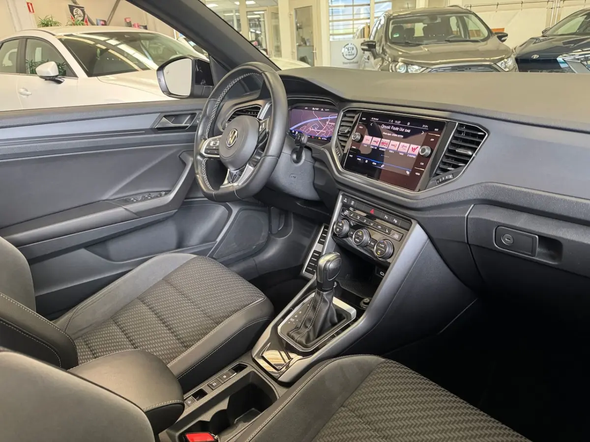 1.5 TSI R-Line/Beats/stoelverw/19inch/camera/cruise/full options