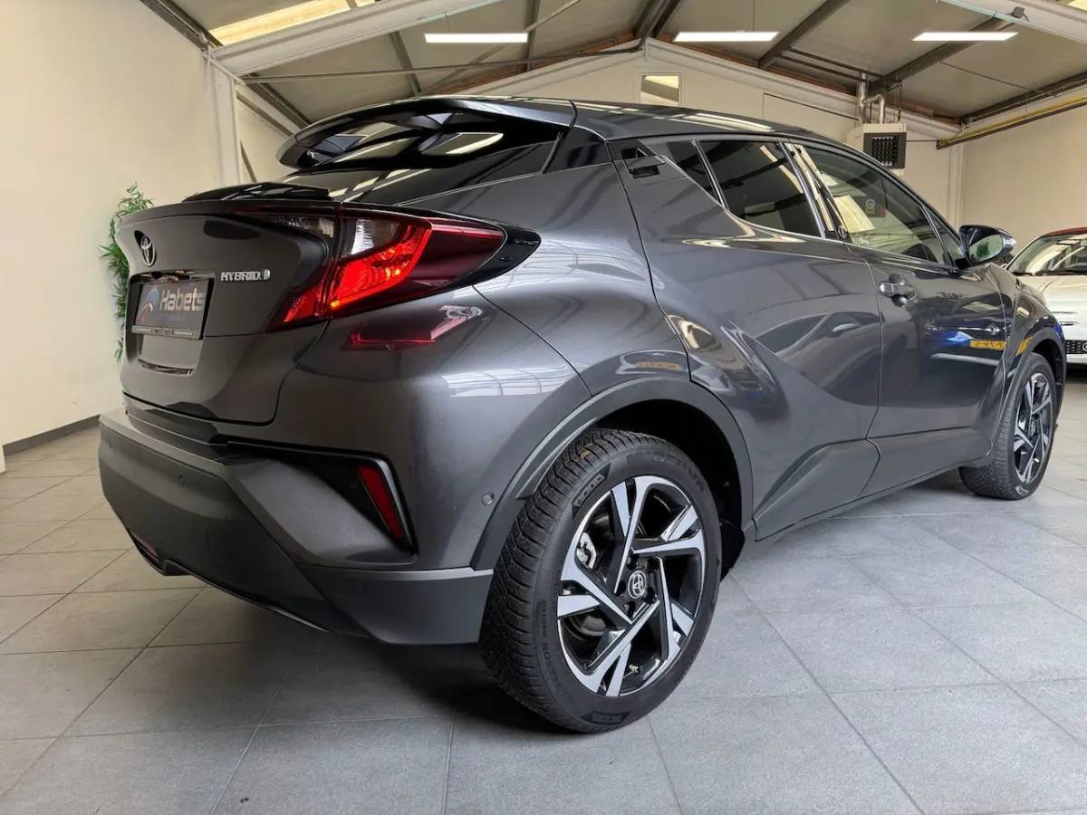 1.8 Hybrid Dynamic/Stoel-stuurverw/ACC/camera/carplay/blindspot/parkeerhulp/ Team D full o