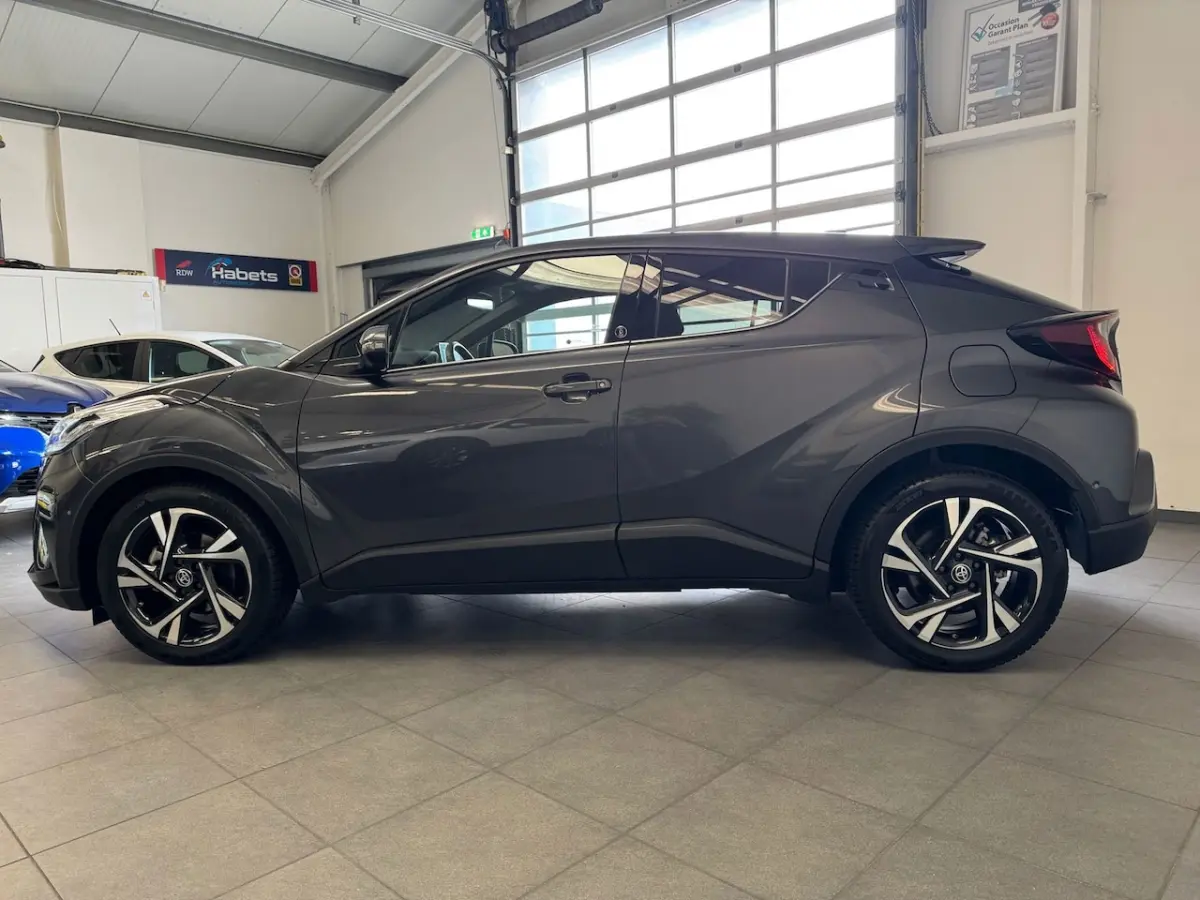 1.8 Hybrid Dynamic/Stoel-stuurverw/ACC/camera/carplay/blindspot/parkeerhulp/ Team D full o