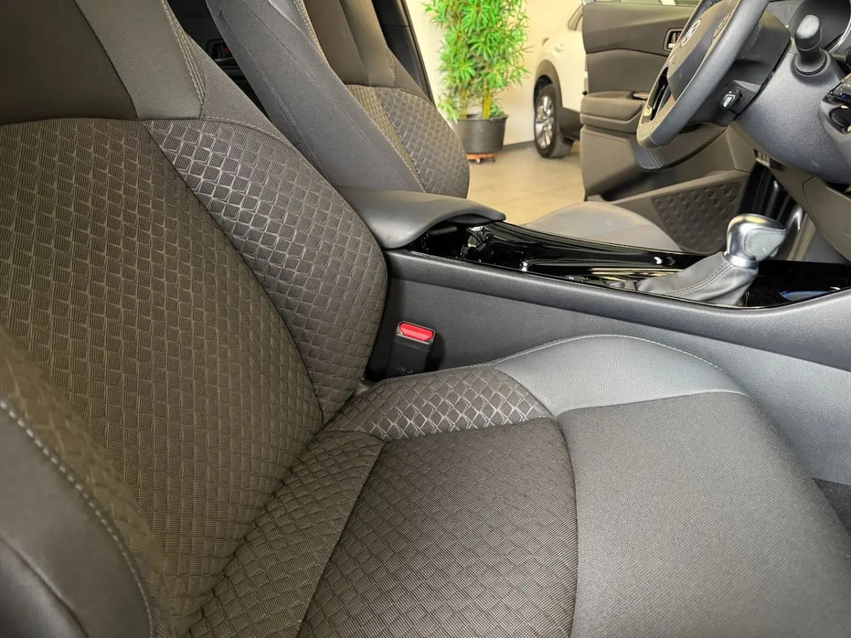 1.8 Hybrid Dynamic/Stoel-stuurverw/ACC/camera/carplay/blindspot/parkeerhulp/ Team D full o