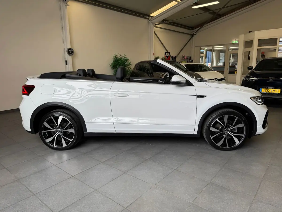 1.5 TSI R-Line /IQ.light/stoel-stuurverw/19inch/ACC/Camera/1e eigenaar