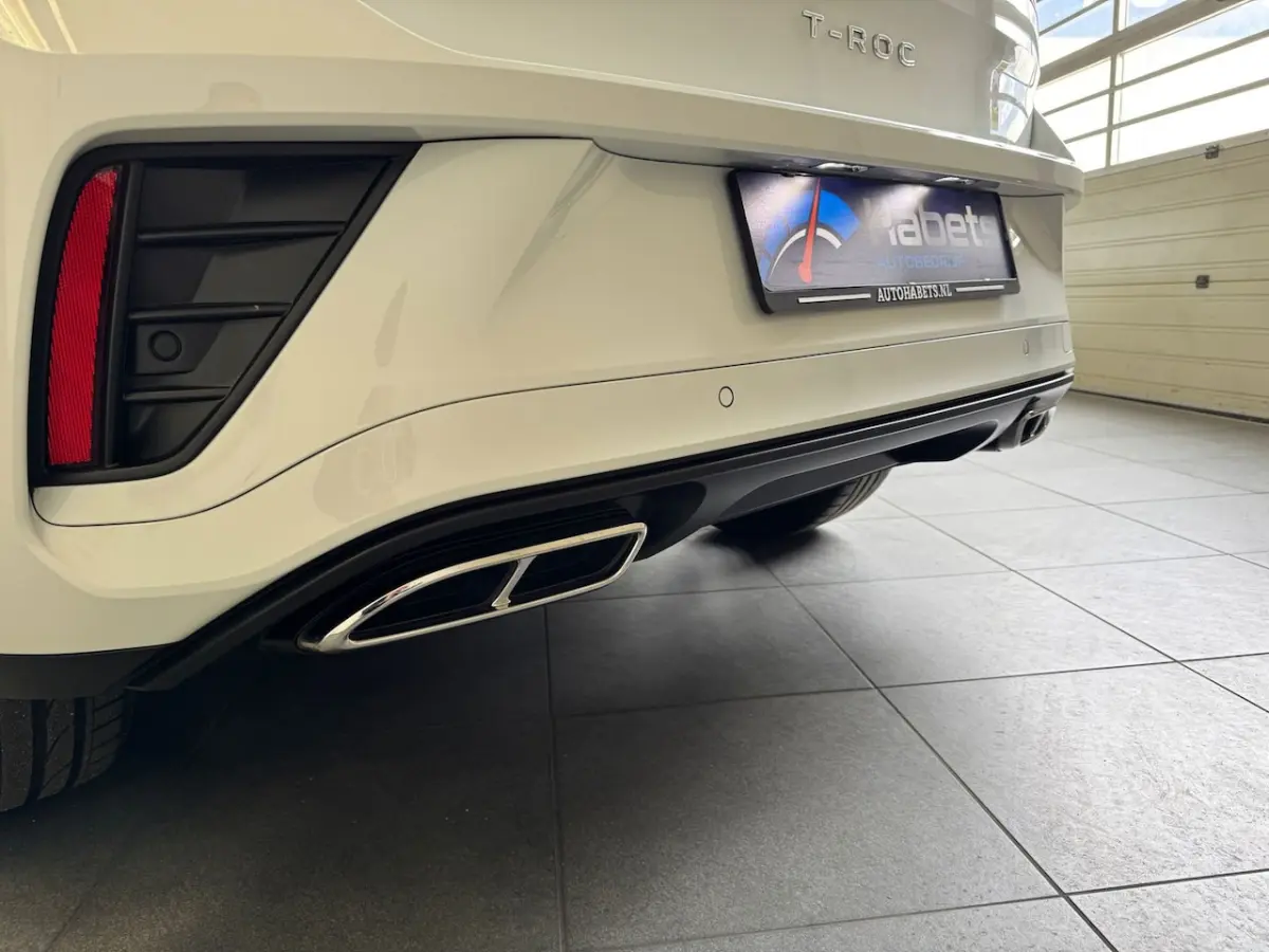 1.5 TSI R-Line /IQ.light/stoel-stuurverw/19inch/ACC/Camera/1e eigenaar