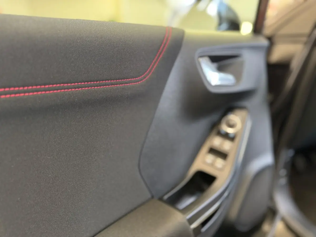 1.0 EcoBoost Hybrid ST-Line - Adapt, cruise - Stoel/stuurverw. - Vol opties -1e eigenaar