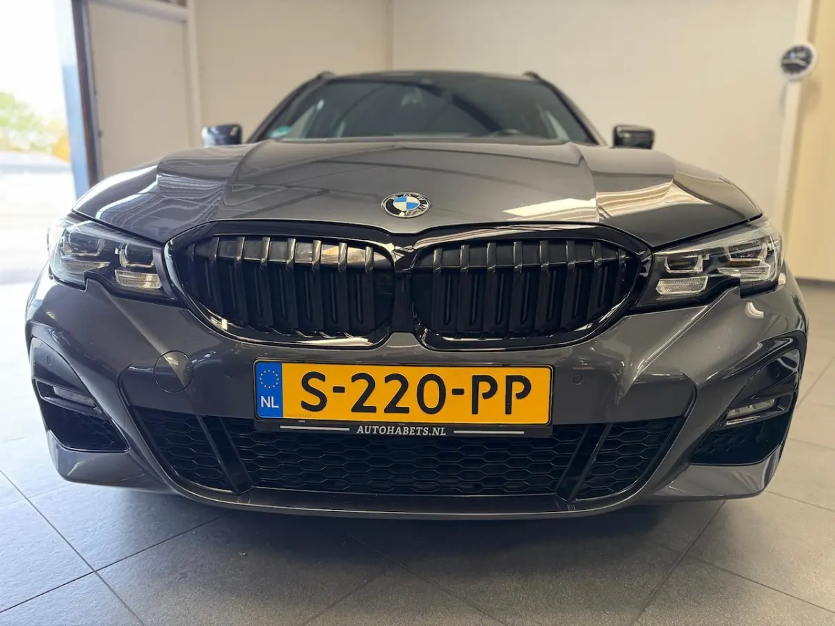 320i M sport pakket - M shadowline - Business Pack - 1e eigenaar
