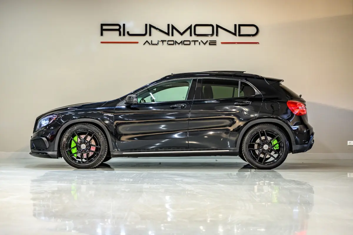 AMG 45 4MATIC|Pano|Camera|Carplay|Acc|Lane-Assist