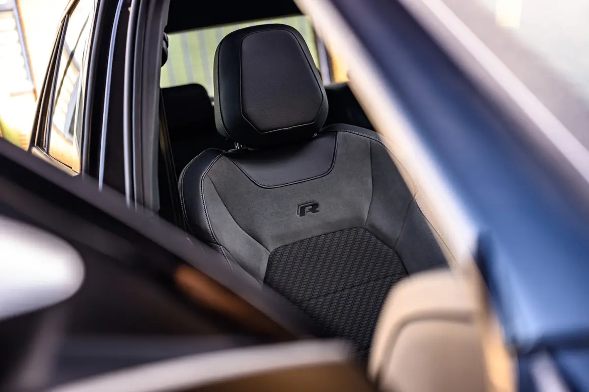 2.0 TSI 4Motion R|Pano|Akrapovic|Carplay|Camera|Acc|Dode Hoek|Navi