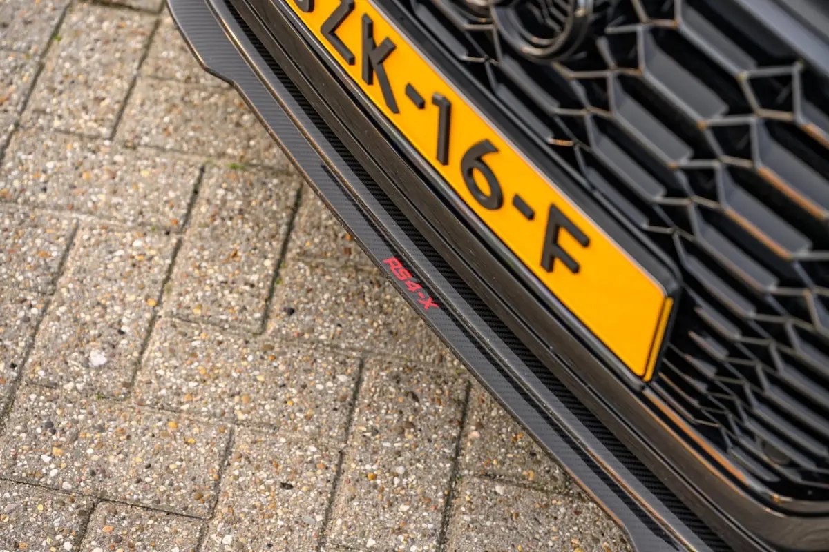 2.9 TFSI RS4 - X Abt 1/60 Quattro|530PK|Keramisch|Pano|Carbon|360-Camera|Massage