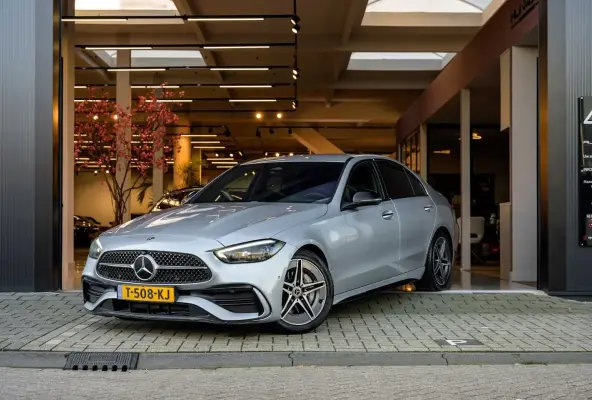 300 d AMG Line|Trekhaak|360-Camera|Carplay