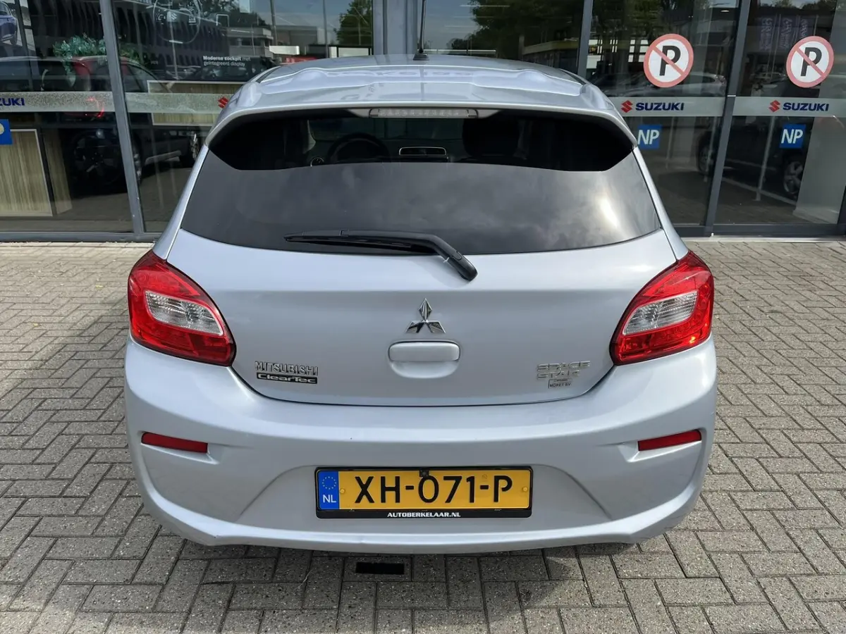 1.0 Intense Automaat | Airco | Bluetooth Telefoonvoorbereiding | Achteruitrijcamera |