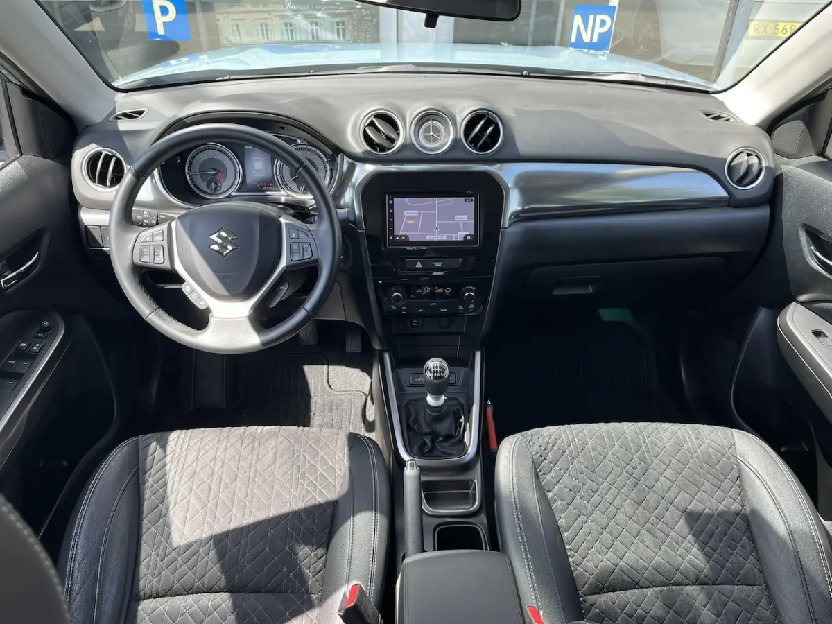 1.4 Boosterjet Style Smart Hybrid | Trekhaak Afneembaar | Volwaardig Reservewiel | 1500kg