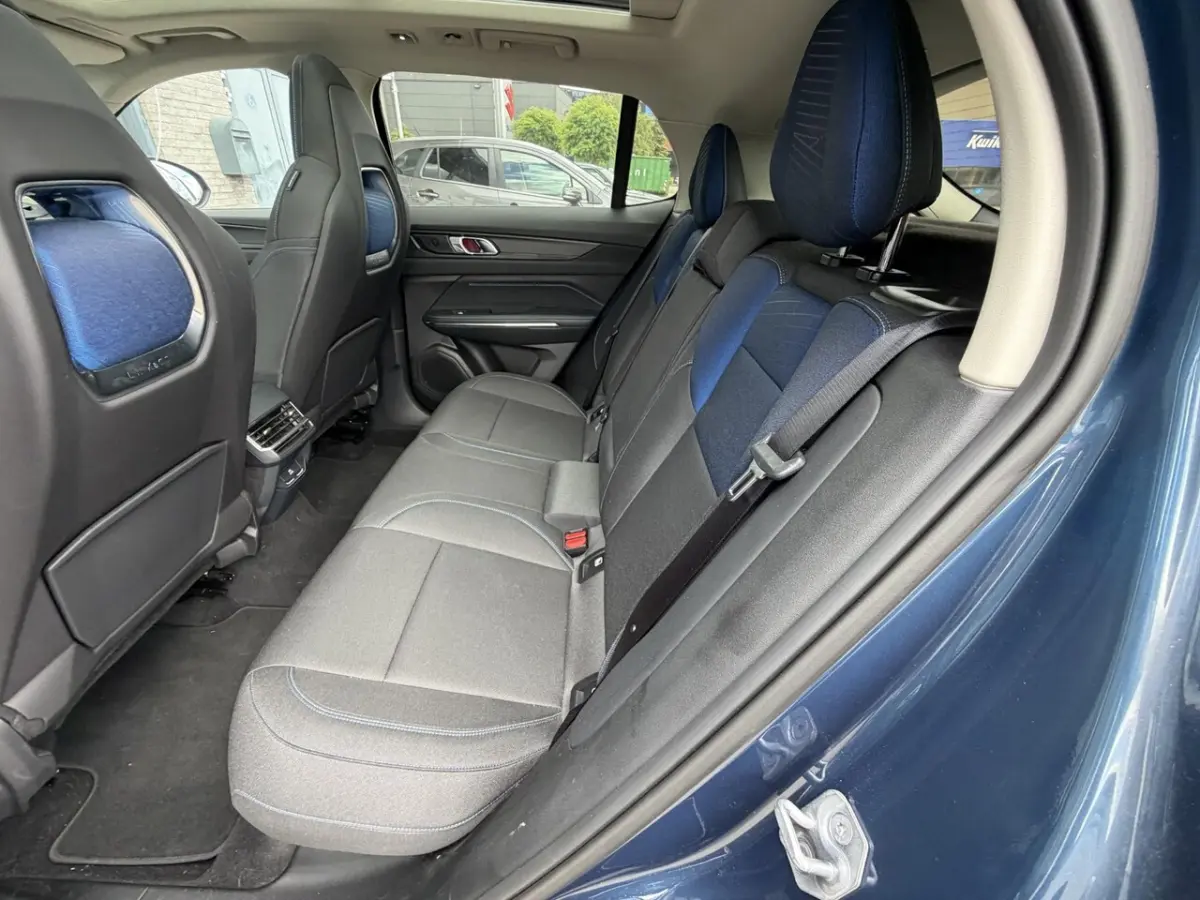 1.5 | 261pk Plug-in Hybrid | NAP | Panorama dak | 1800kg trekgewicht