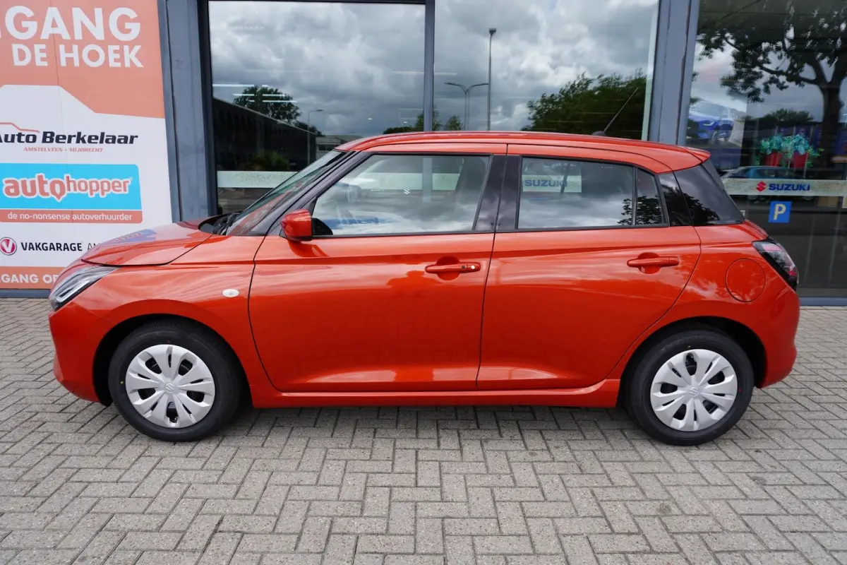1.2 Comfort Smart Hybrid | WK Deal rijklaar â¬ 21.499, - | Oranje boven |