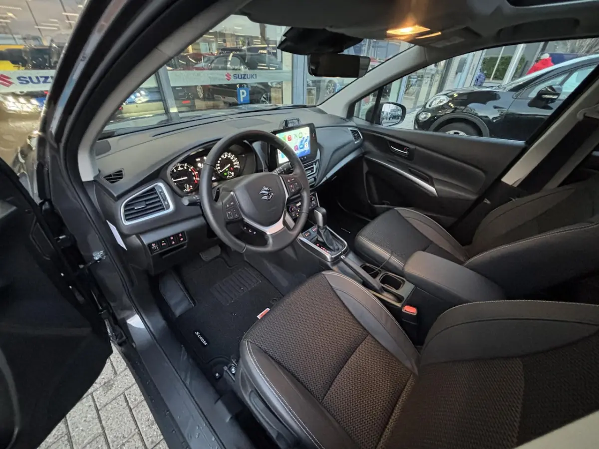 1.4 Boosterjet Style Hybrid | Automaat | DEMO DEAL | Panoramisch schuifdak|