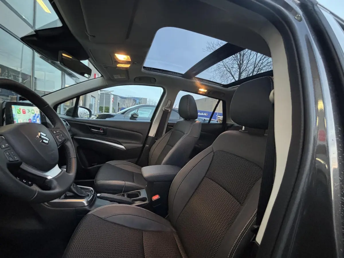 1.4 Boosterjet Style Hybrid | Automaat | DEMO DEAL | Panoramisch schuifdak|