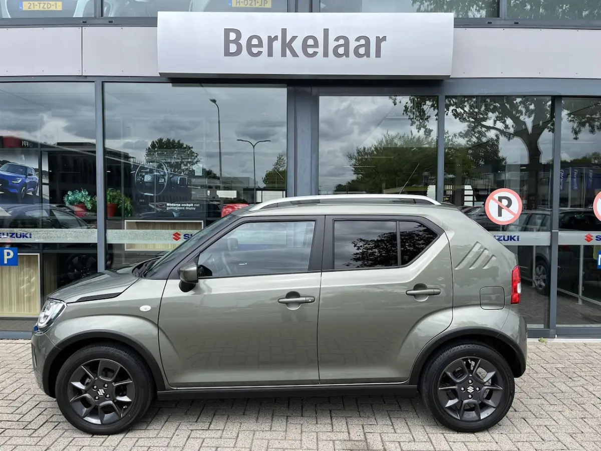 1.2 Smart Hybrid Select Automaat | Camera | Dealeronderhouden | Stoelverwarming |