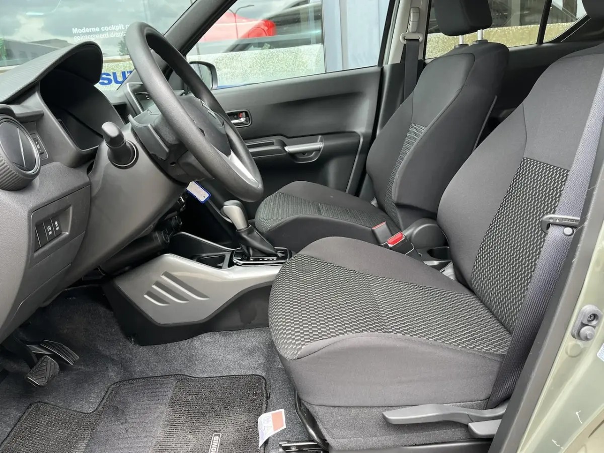 1.2 Smart Hybrid Select Automaat | Camera | Dealeronderhouden | Stoelverwarming |