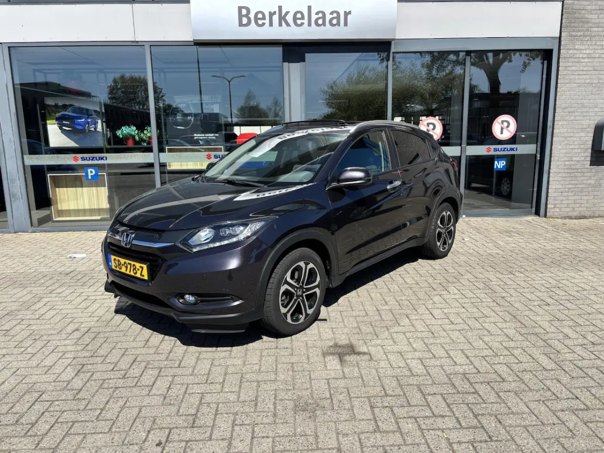1.5 i-VTEC Executive Automaat | Trekhaak | Panoramisch Schuif-Kanteldak |