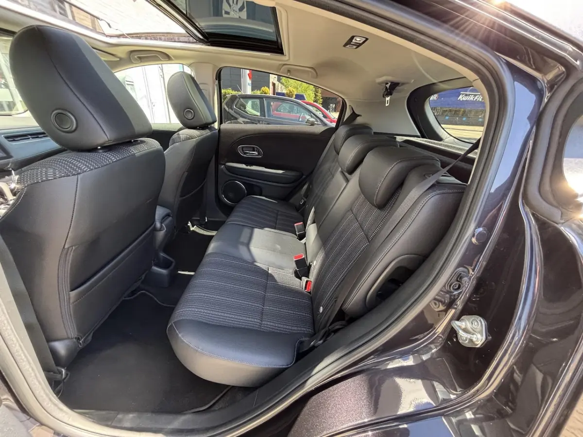1.5 i-VTEC Executive Automaat | Trekhaak | Panoramisch Schuif-Kanteldak |