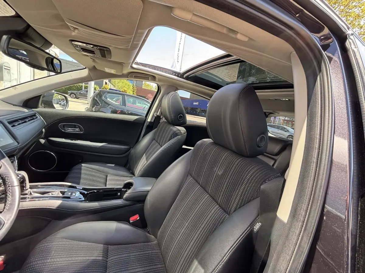 1.5 i-VTEC Executive Automaat | Trekhaak | Panoramisch Schuif-Kanteldak |