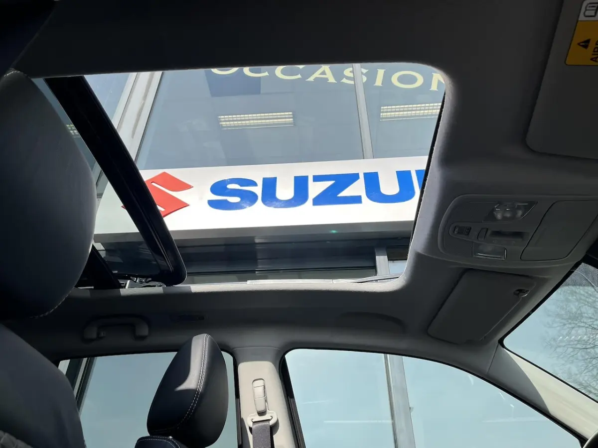 1.4 Boosterjet Smart Hybrid Select Nieuw, Rijklaar inclusief Metallic voor â¬ 29.999, =