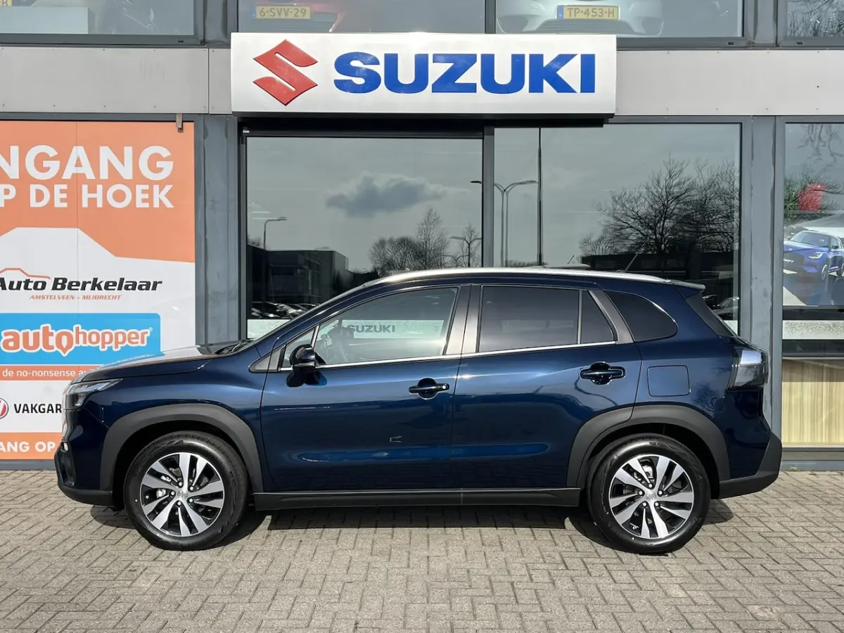 1.4 Boosterjet Select Smart Hybrid Nieuw, Rijklaar, inclusief Metallic voor â¬ 32.199, =