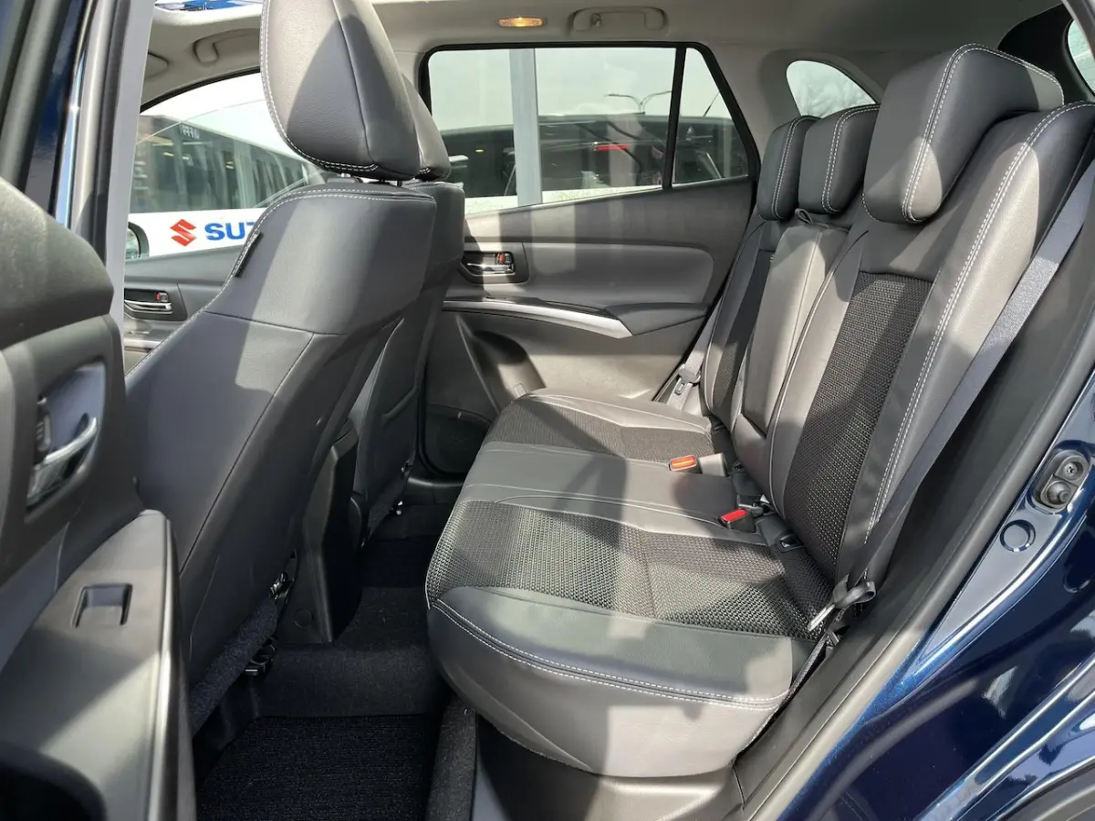 1.4 Boosterjet Select Smart Hybrid Nieuw, Rijklaar, inclusief Metallic voor â¬ 32.199, =