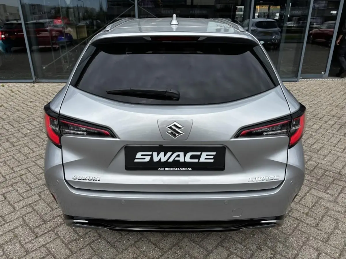 1.8 Hybrid Style