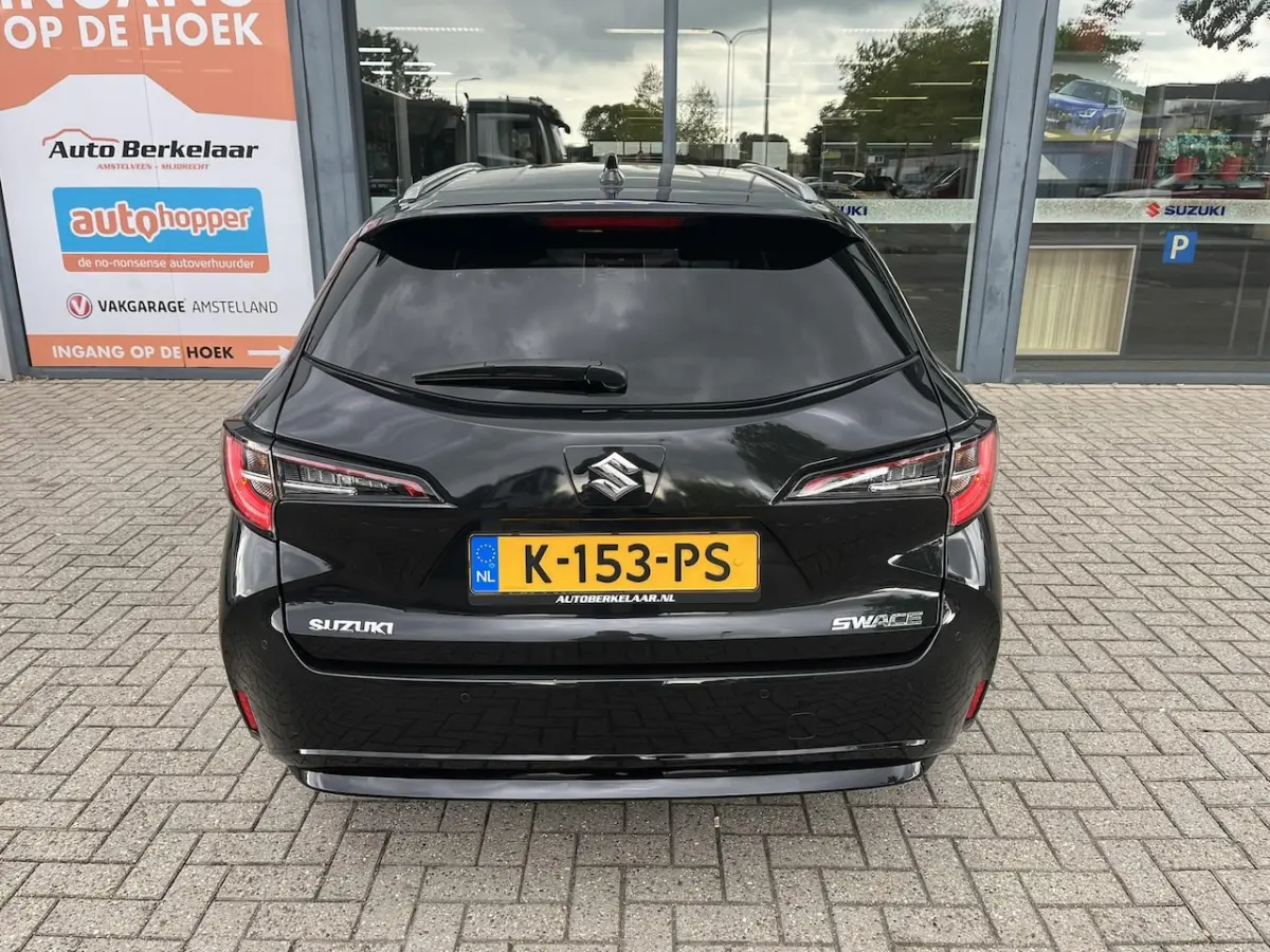 1.8 Hybrid Select | Automaat | Adaptive Cruise Controle | All season banden | Stuur en Sto