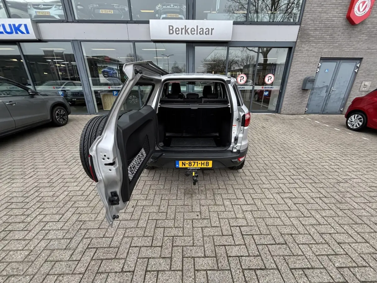 1.5 Ti-VCT Titanium | Automaat | Trekhaak | Airco |