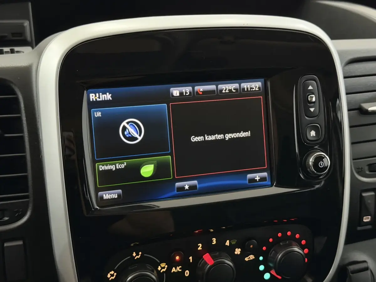 1.6 dCi T29 L2H1 Luxe Dubbel Cabine Camera, Navi, Airco, Cruise control, Radio, Mistlamp,