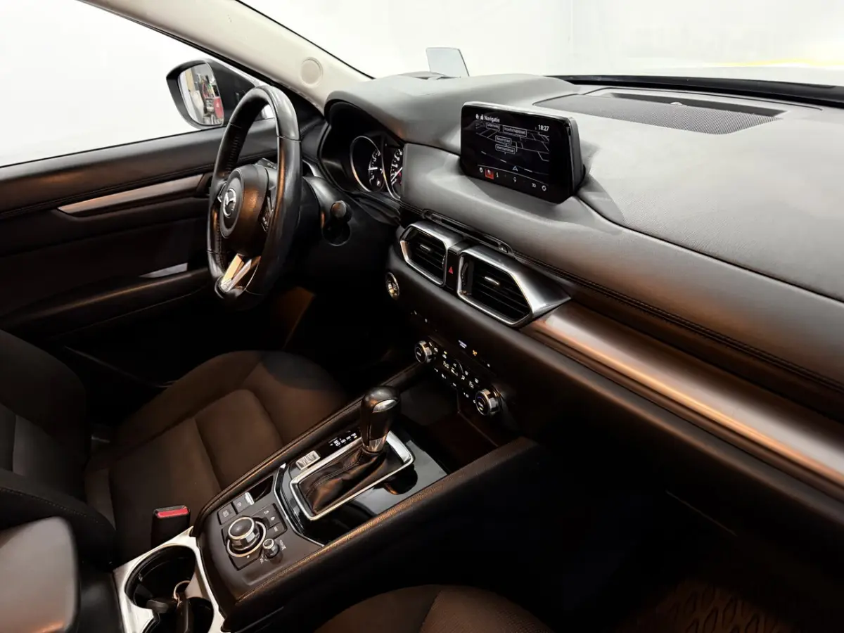 2.0 SkyActiv-G 160 GT-M 4WD Clima, Camera, Navi, Keyless start, Cruise control, Head-up di