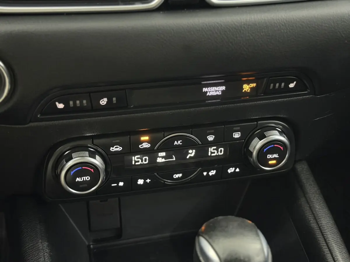 2.0 SkyActiv-G 160 GT-M 4WD Clima, Camera, Navi, Keyless start, Cruise control, Head-up di