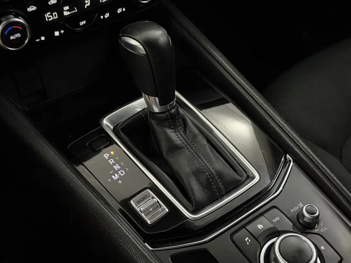 2.0 SkyActiv-G 160 GT-M 4WD Clima, Camera, Navi, Keyless start, Cruise control, Head-up di