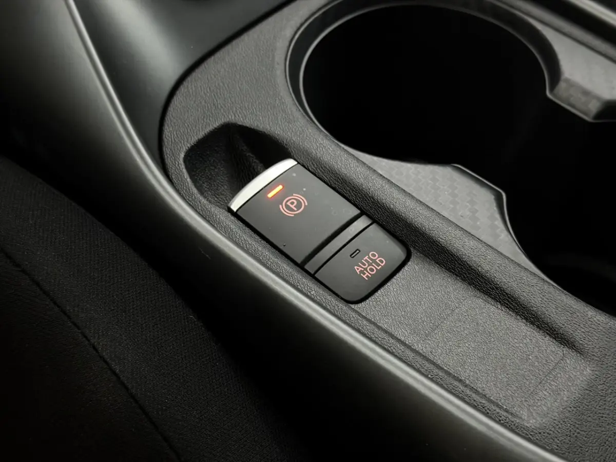 1.0 DIG-T Acenta Camera, Navi, Stoelverwarming, Cruise control, Clima, A start stop, Licht