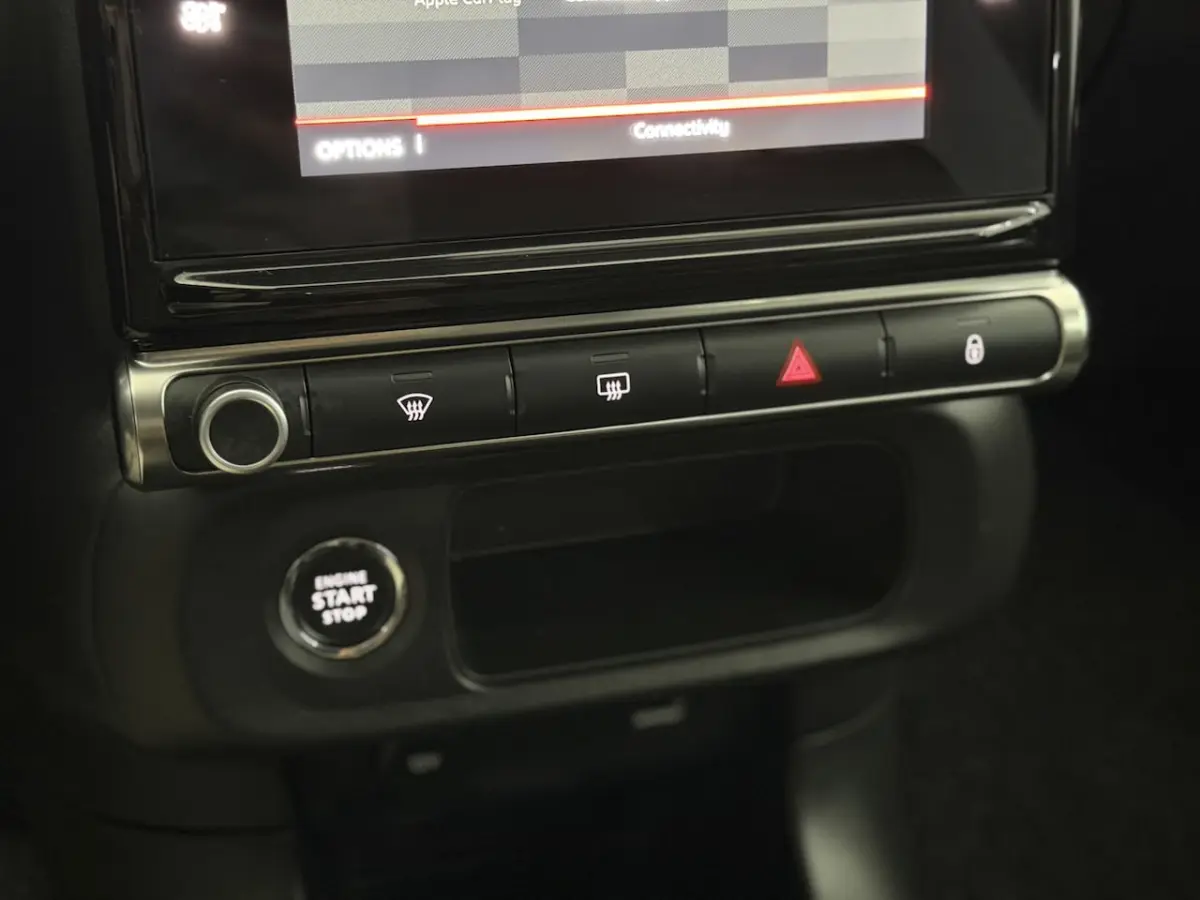 1.2 PureTech Feel Camera, Navi, Keyless start, Cruise control, Apple carplay, Lichtmetalen
