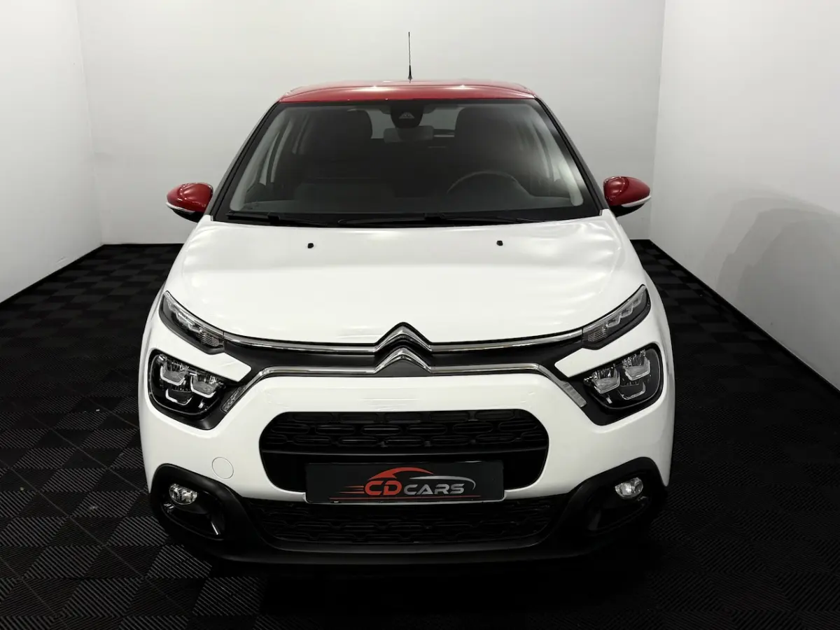 1.2 PureTech Feel Camera, Navi, Keyless start, Cruise control, Apple carplay, Lichtmetalen